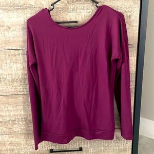Long sleeve open back shirt